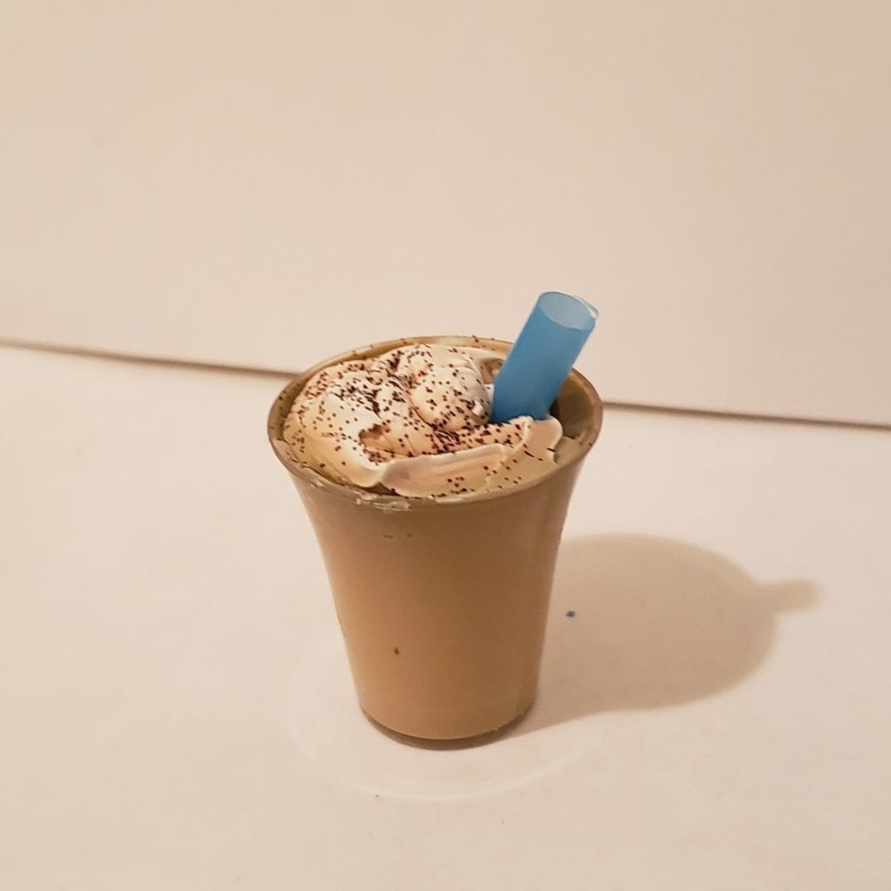 Lot of 3 American girl size drinks